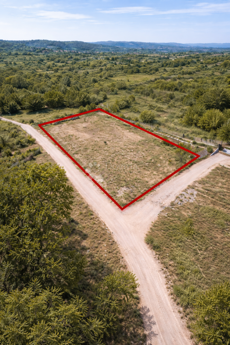 Zazidljivo zemljišče Bazgalji, Gračišće, 620m2
