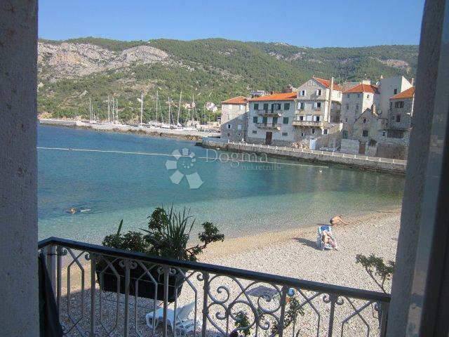 Hiša Komiža, 210m2