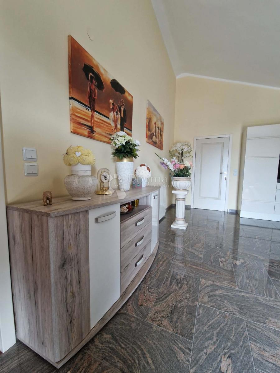 Hiša Sveti Filip i Jakov, Sveti Filip I Jakov, 131m2