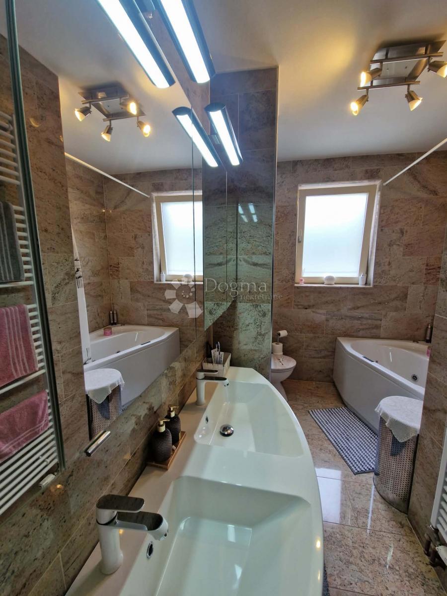 Hiša Sveti Filip i Jakov, Sveti Filip I Jakov, 131m2