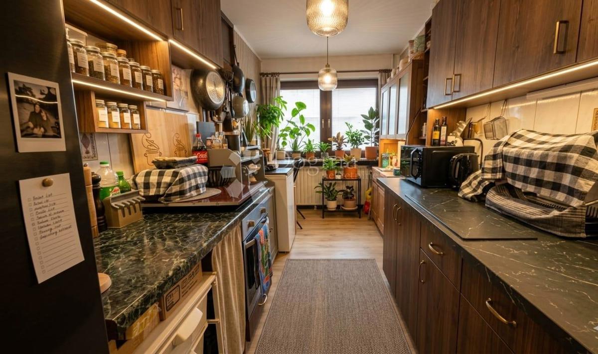 Stanovanje Prečko, Trešnjevka - Jug, 84,98m2