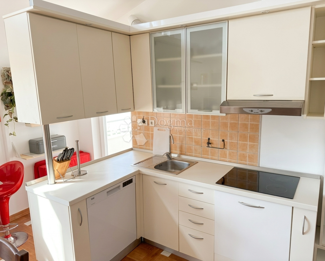 Hiša Privlaka, 300m2