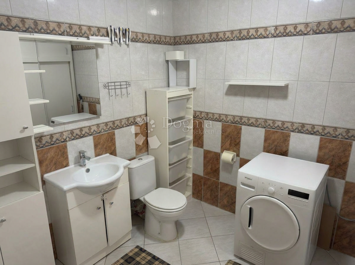 Hiša Privlaka, 300m2