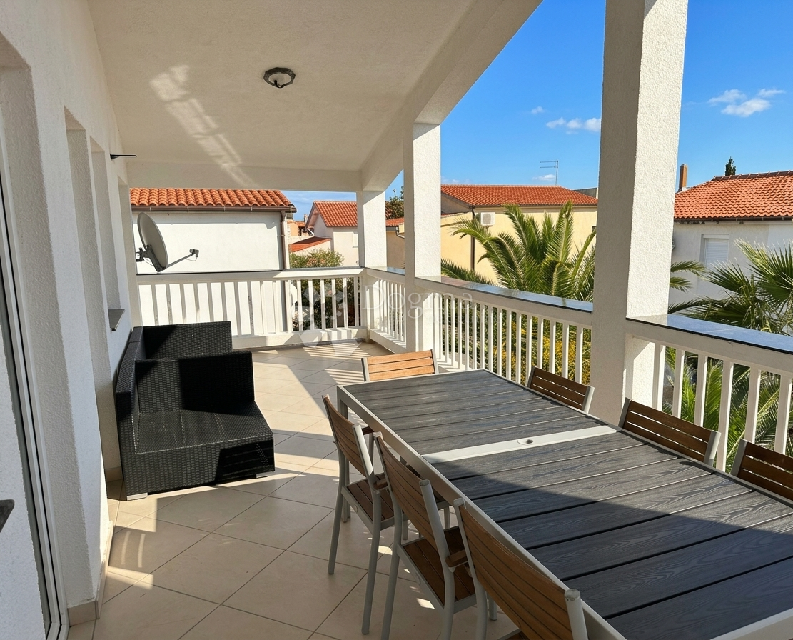 Hiša Privlaka, 300m2