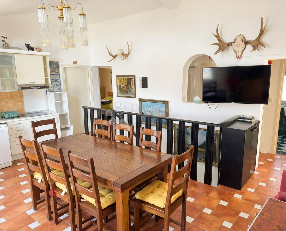 Hiša Privlaka, 300m2