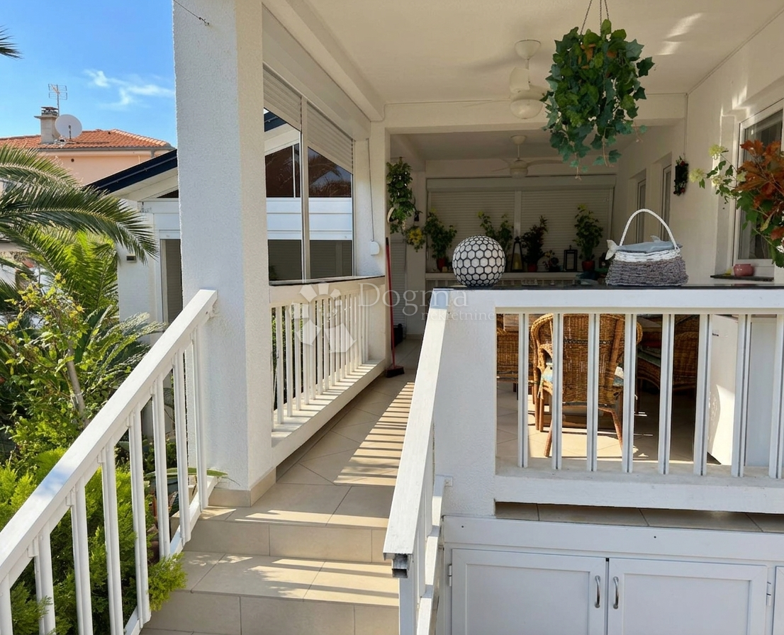 Hiša Privlaka, 300m2