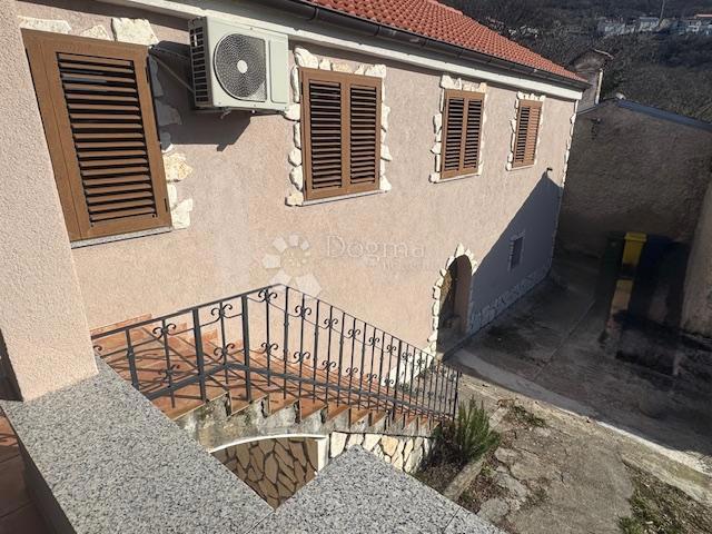 Hiša Praputnjak, Bakar, 124m2