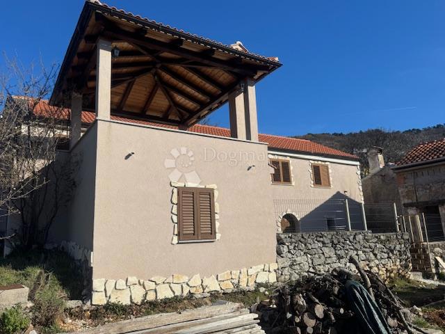 Hiša Praputnjak, Bakar, 124m2