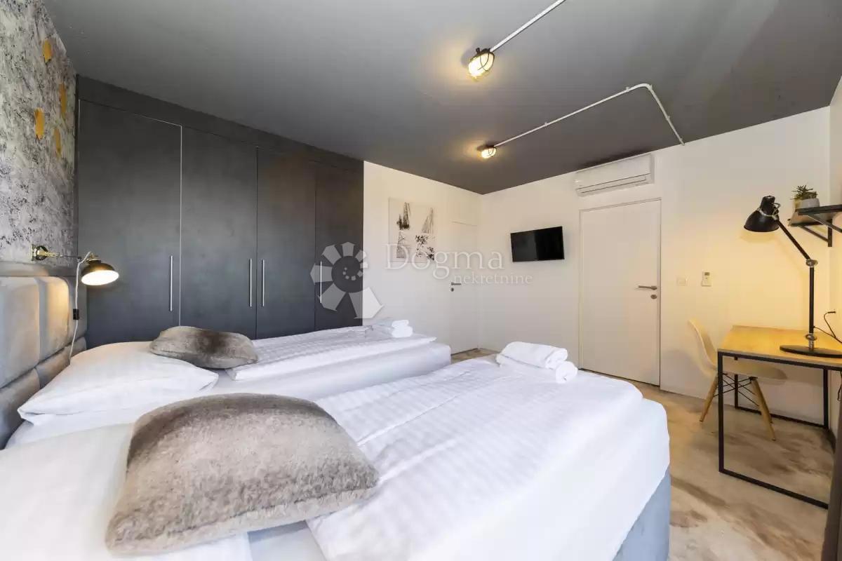 Hiša Žerava, Nin, 594m2