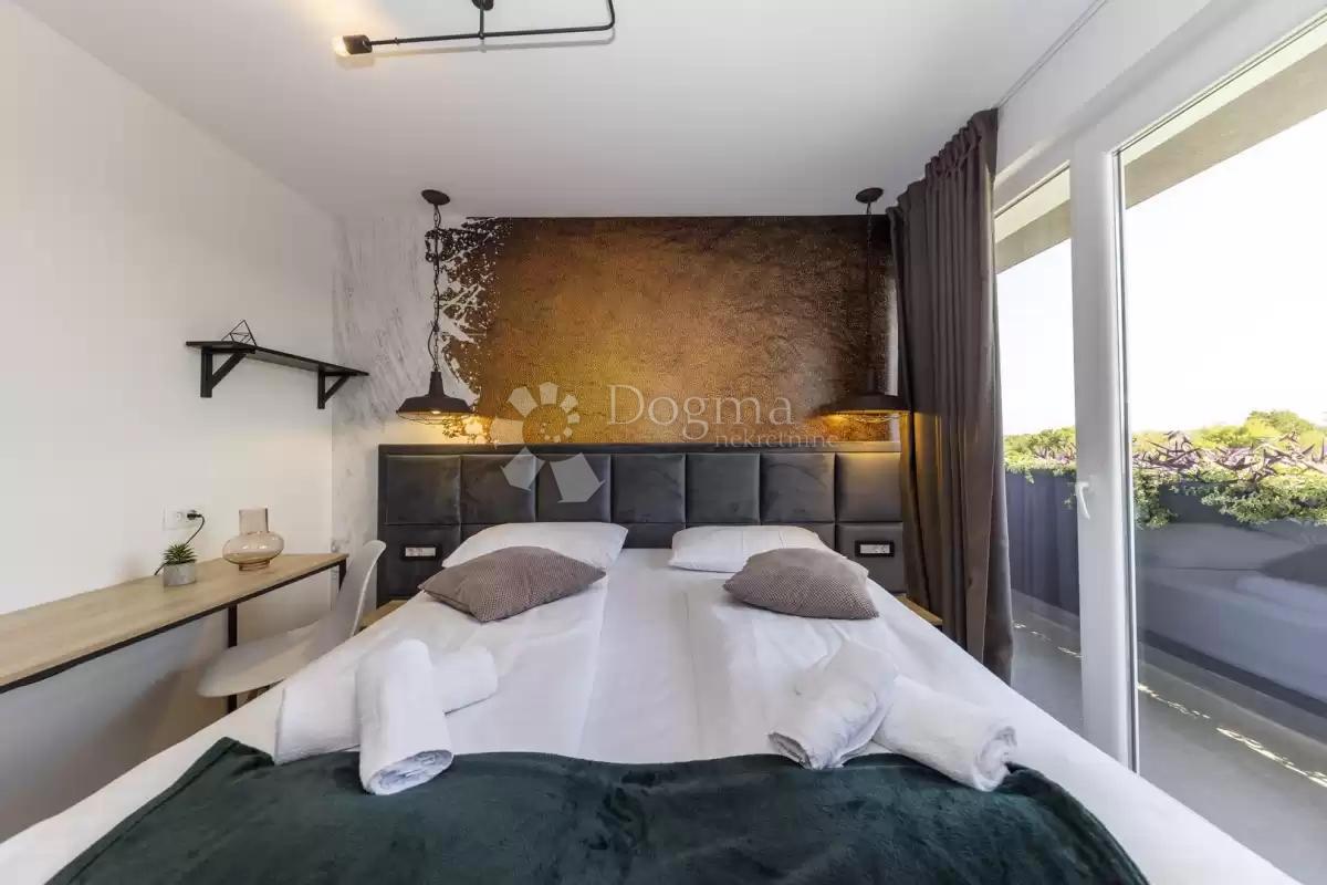 Hiša Žerava, Nin, 594m2