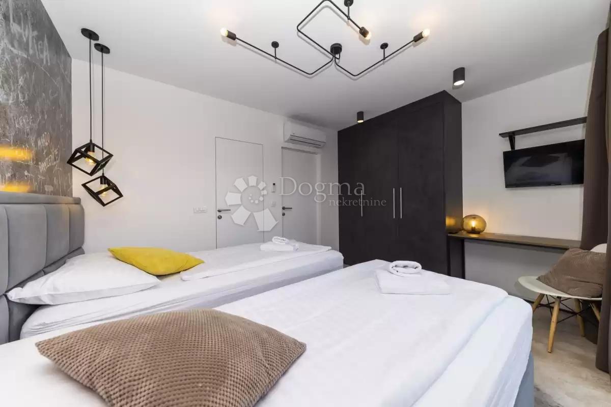 Hiša Žerava, Nin, 594m2