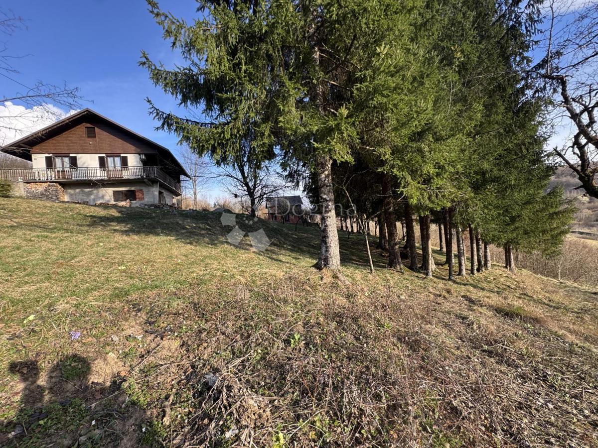 Hiša Hajdine, Vrbovsko, 294m2