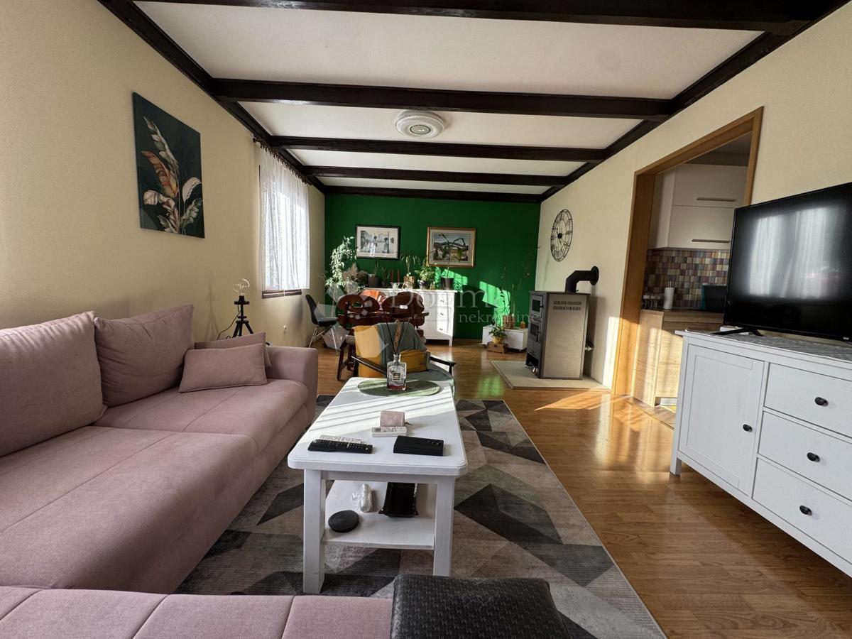 Hiša Hajdine, Vrbovsko, 294m2