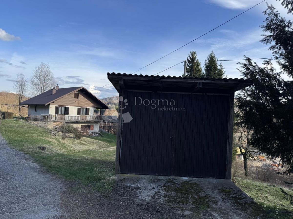 Hiša Hajdine, Vrbovsko, 294m2