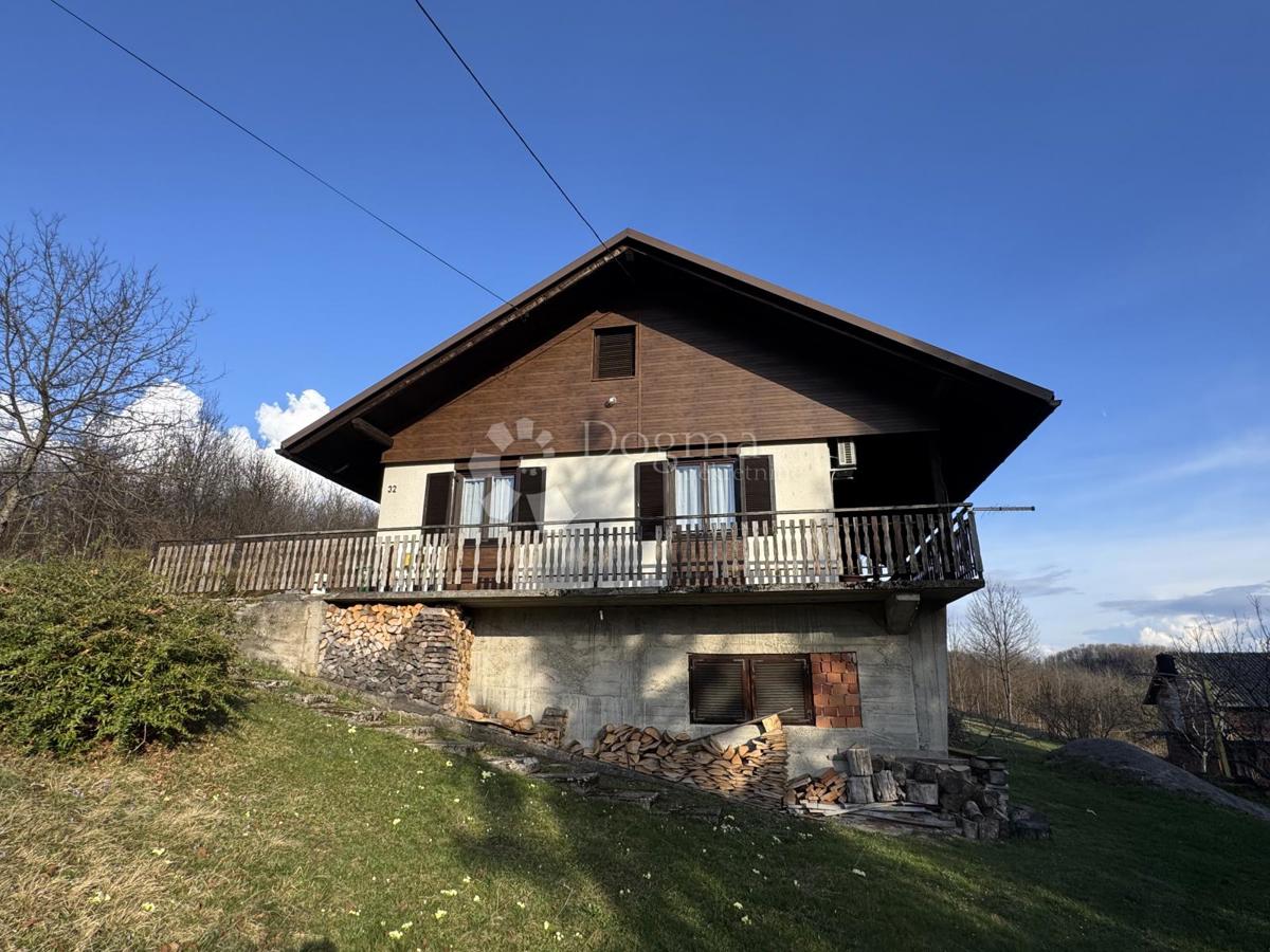 Hiša Hajdine, Vrbovsko, 294m2