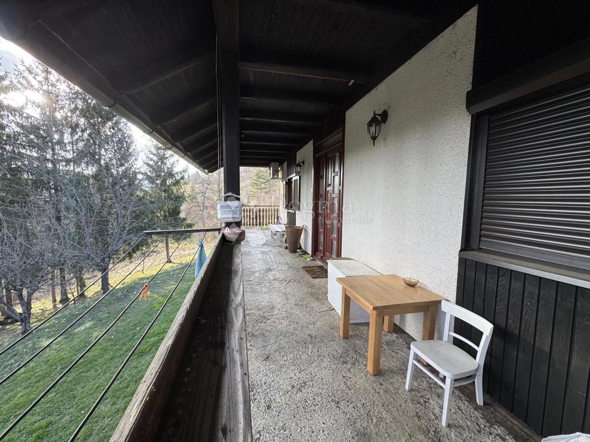 Hiša Hajdine, Vrbovsko, 294m2