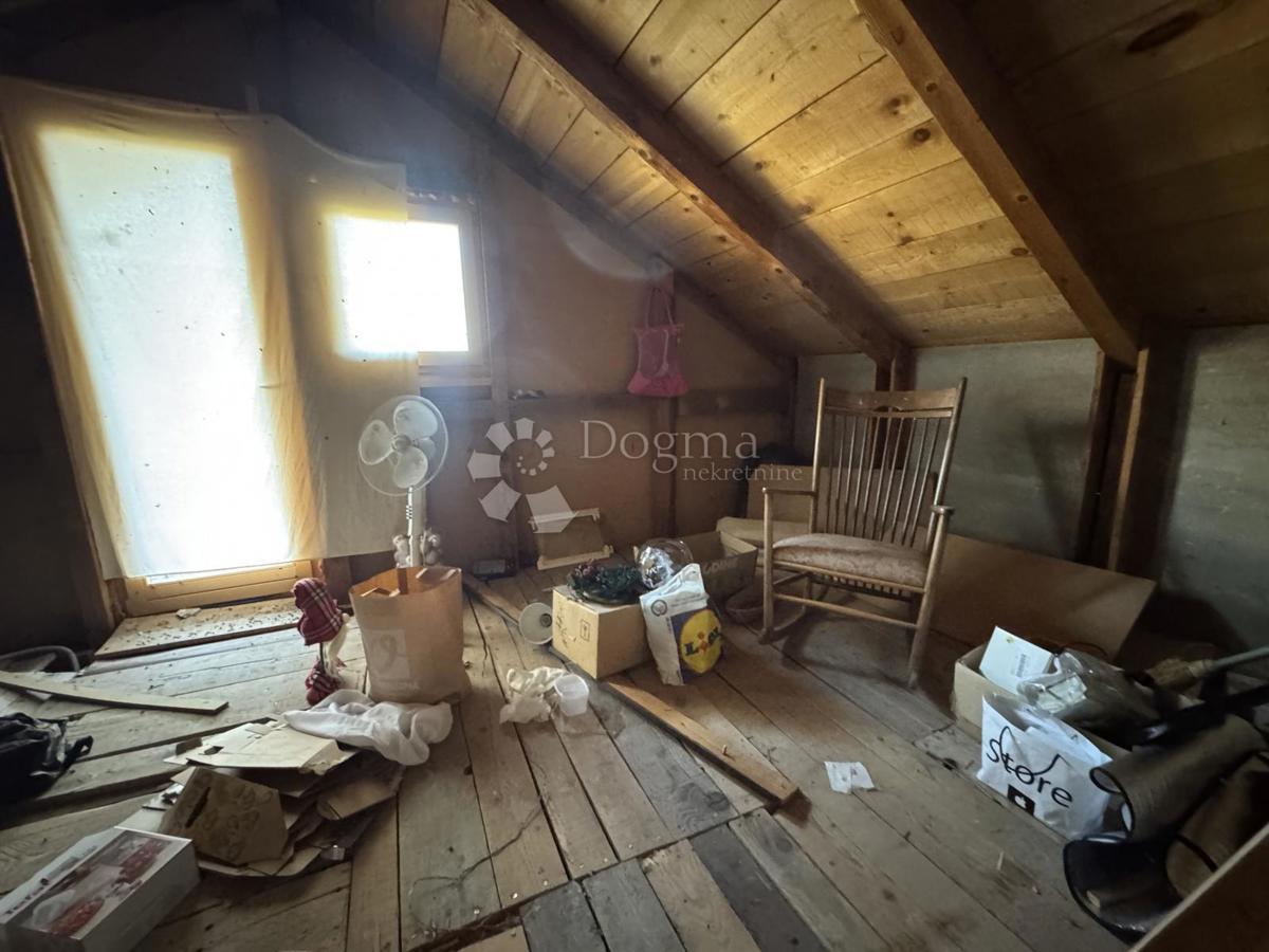 Hiša Hajdine, Vrbovsko, 294m2