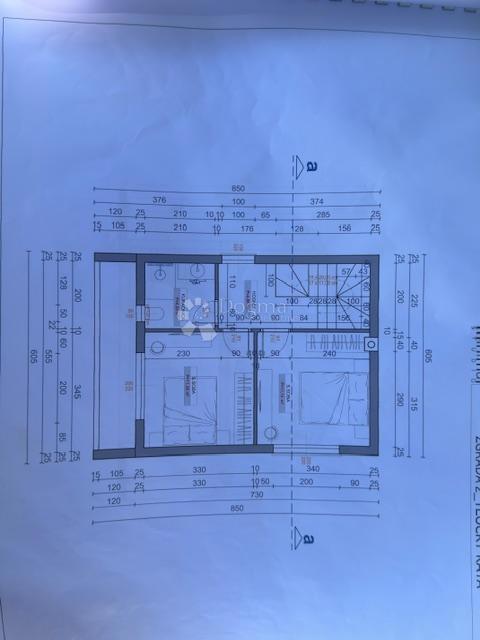 Hiša Severin na Kupi, Vrbovsko, 102m2