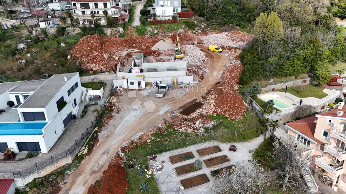 Stanovanje Lovran, 122m2