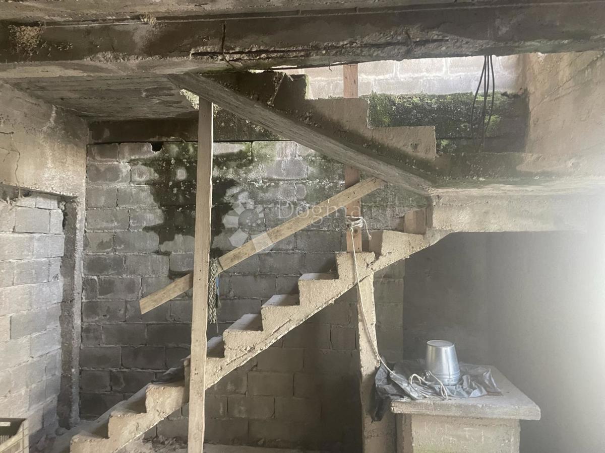 Hiša Buk-Vlaka-dio, Opuzen, 107m2