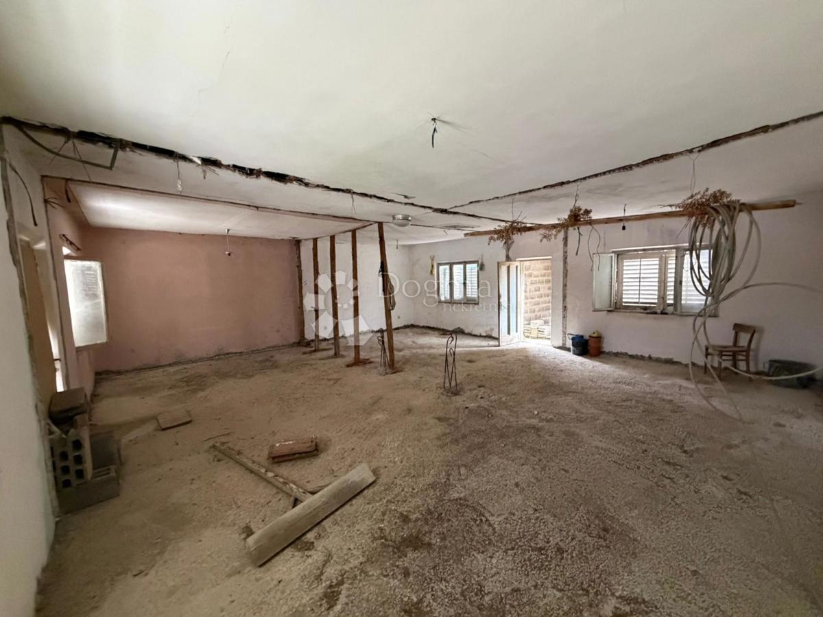 Hiša Buk-Vlaka-dio, Opuzen, 107m2