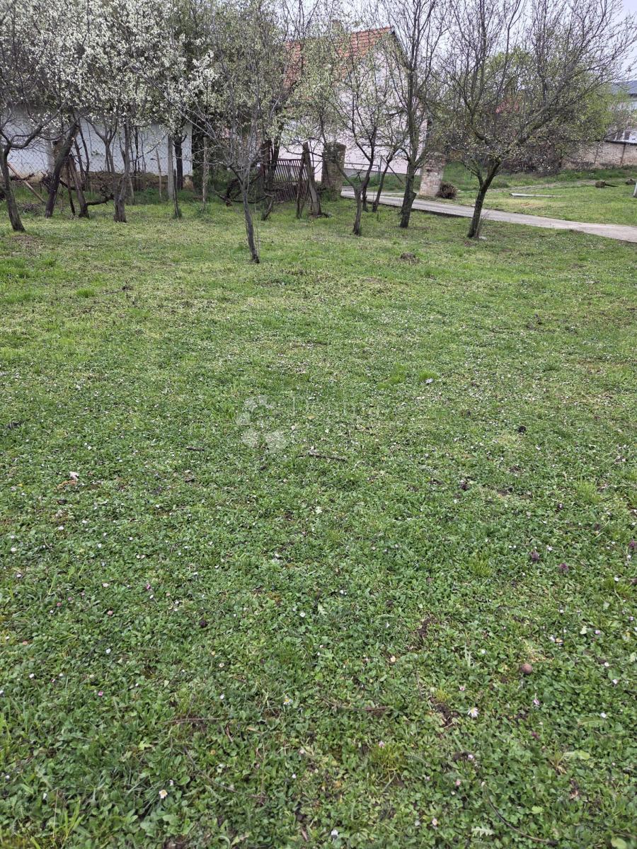 Hiša Beli Manastir, 316m2