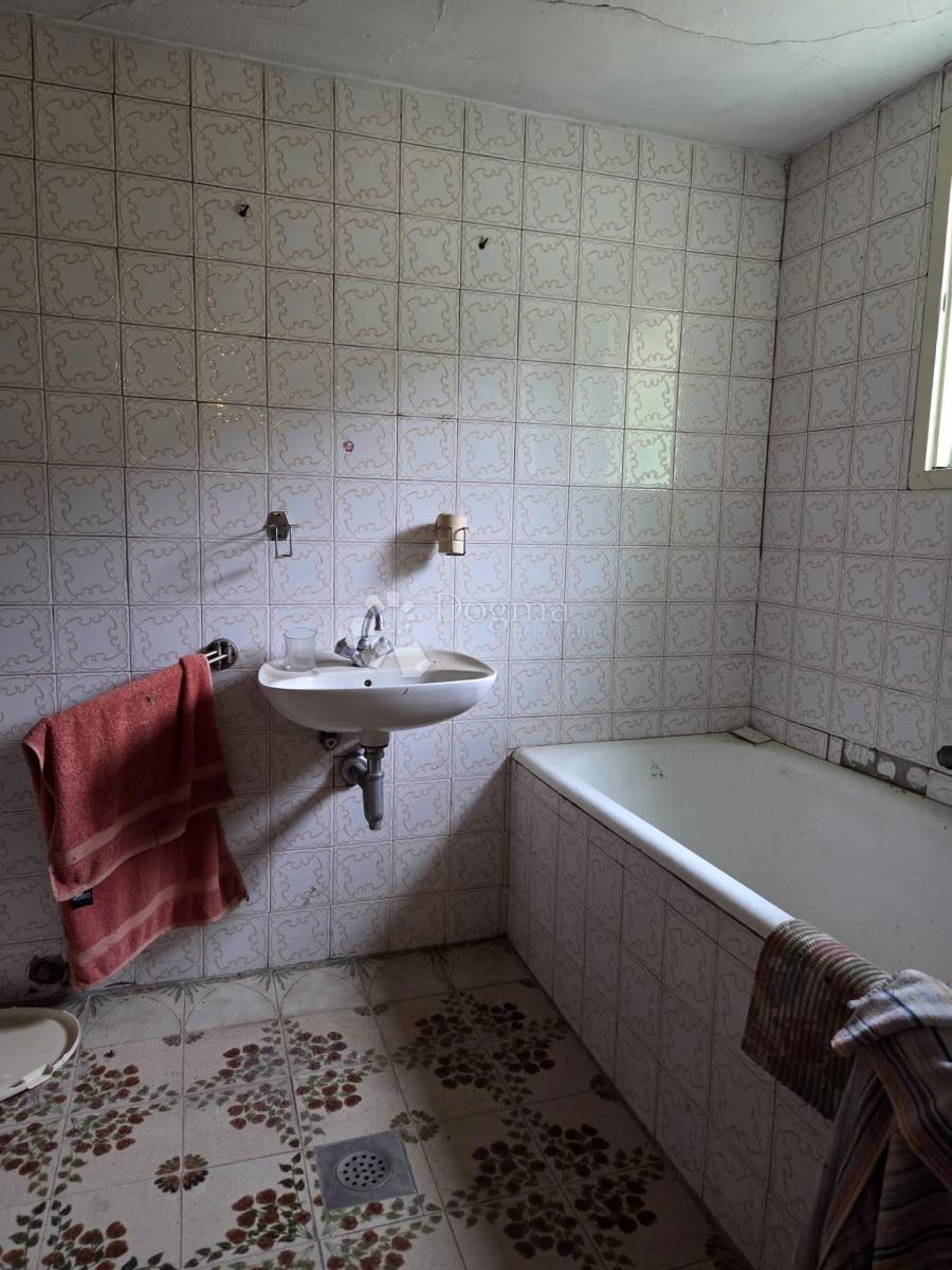 Hiša Beli Manastir, 316m2