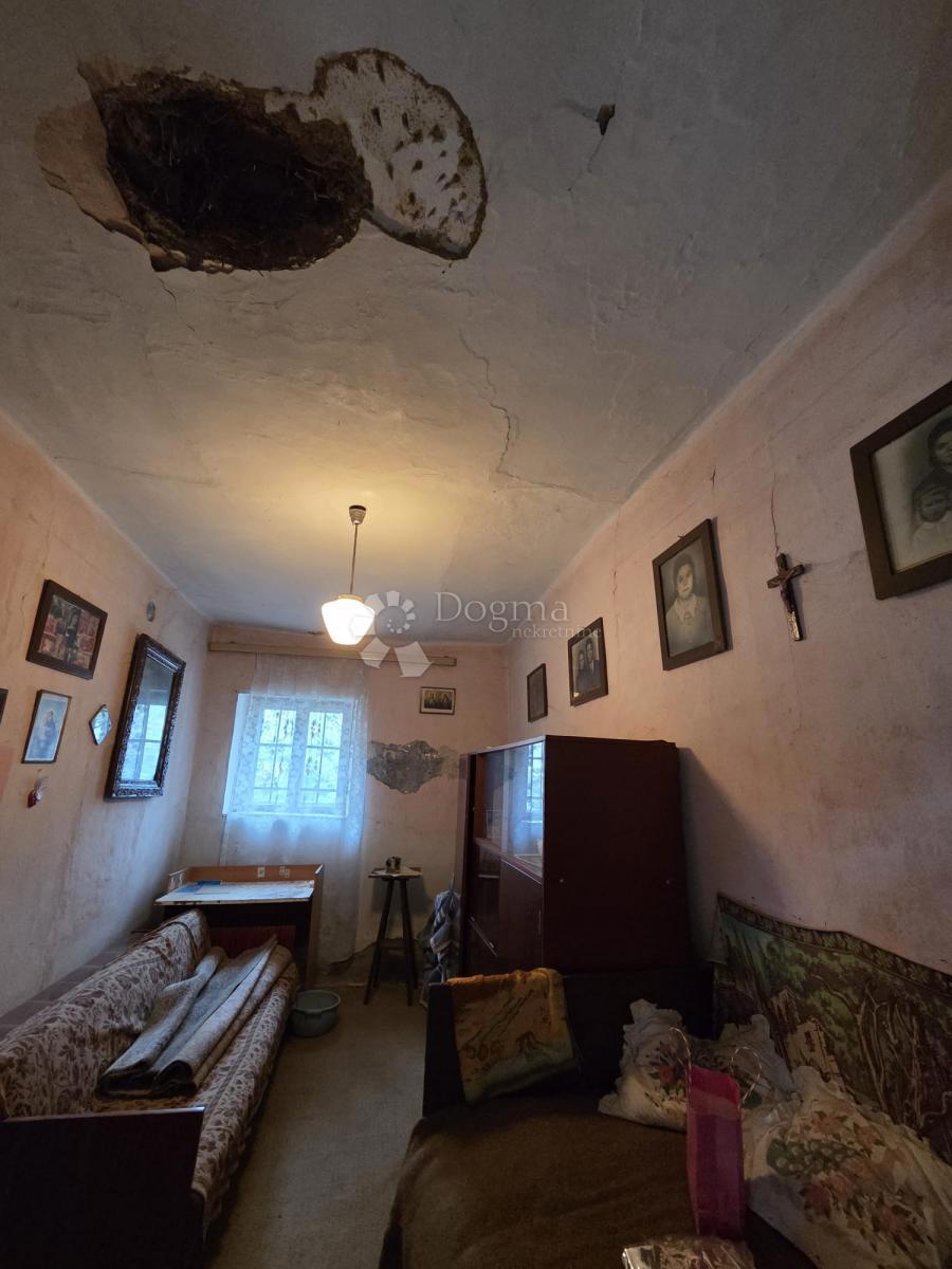 Hiša Beli Manastir, 316m2