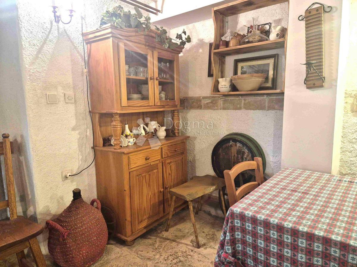 Hiša Martinski, Sveta Nedelja, 525m2