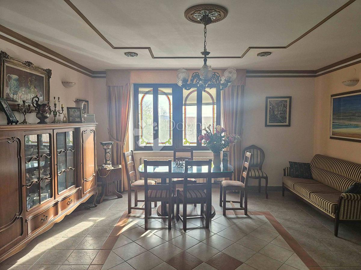 Hiša Martinski, Sveta Nedelja, 525m2