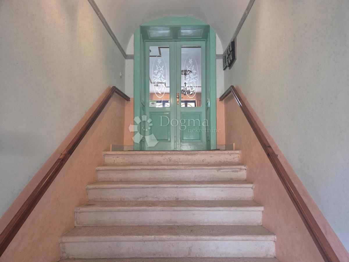 Hiša Martinski, Sveta Nedelja, 525m2