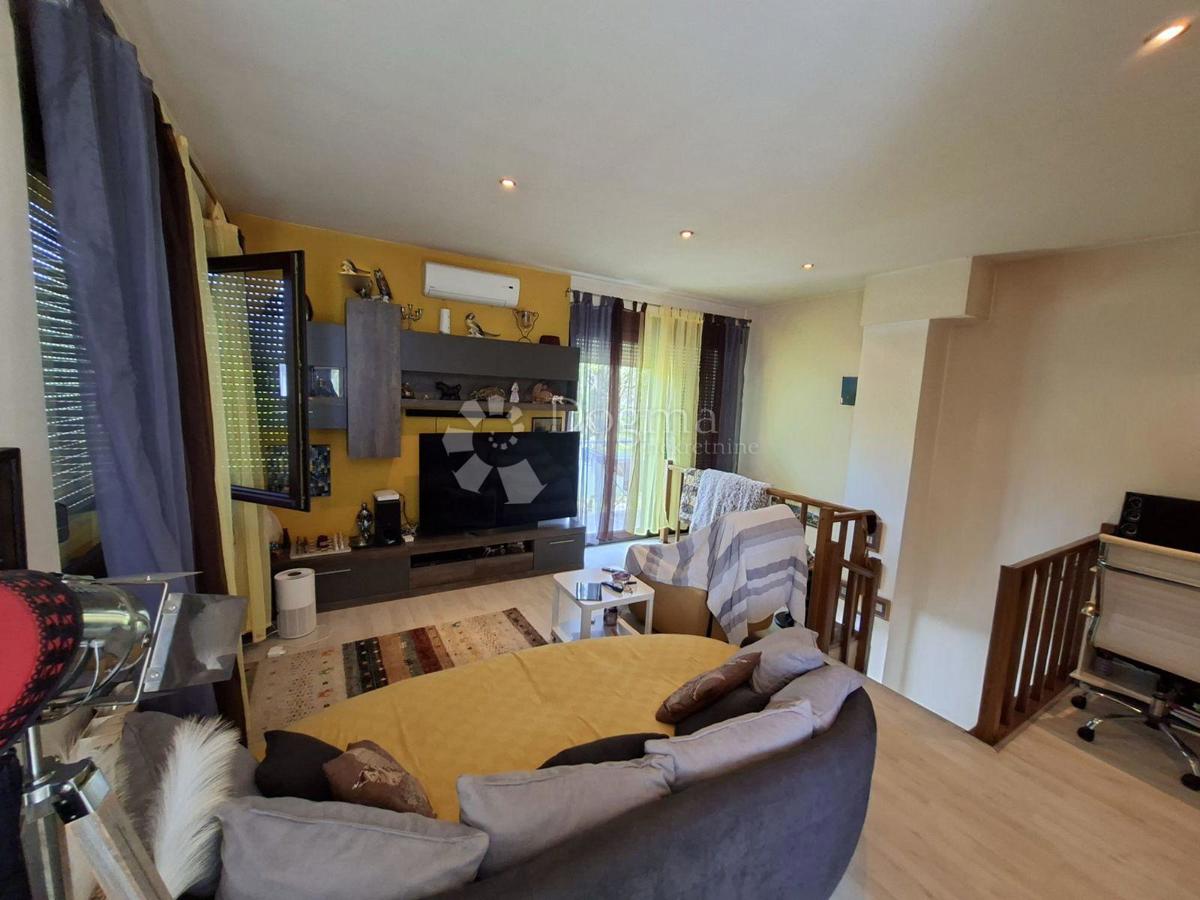 Stanovanje Cvjetno naselje, Trnje, 80m2