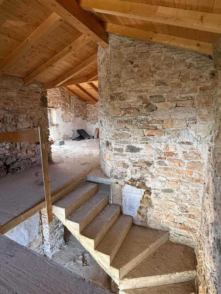 Hiša Orbanići, Marčana, 335m2