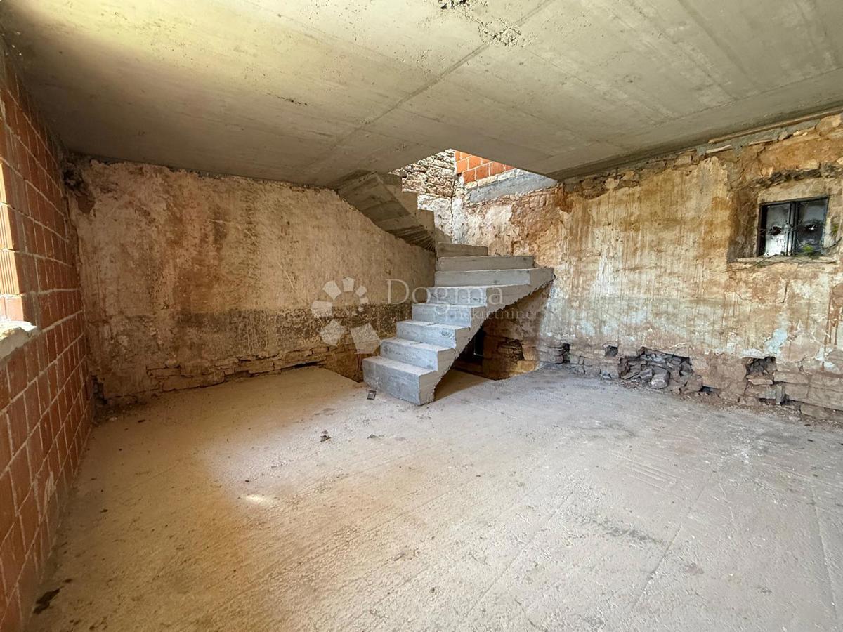 Hiša Orbanići, Marčana, 335m2