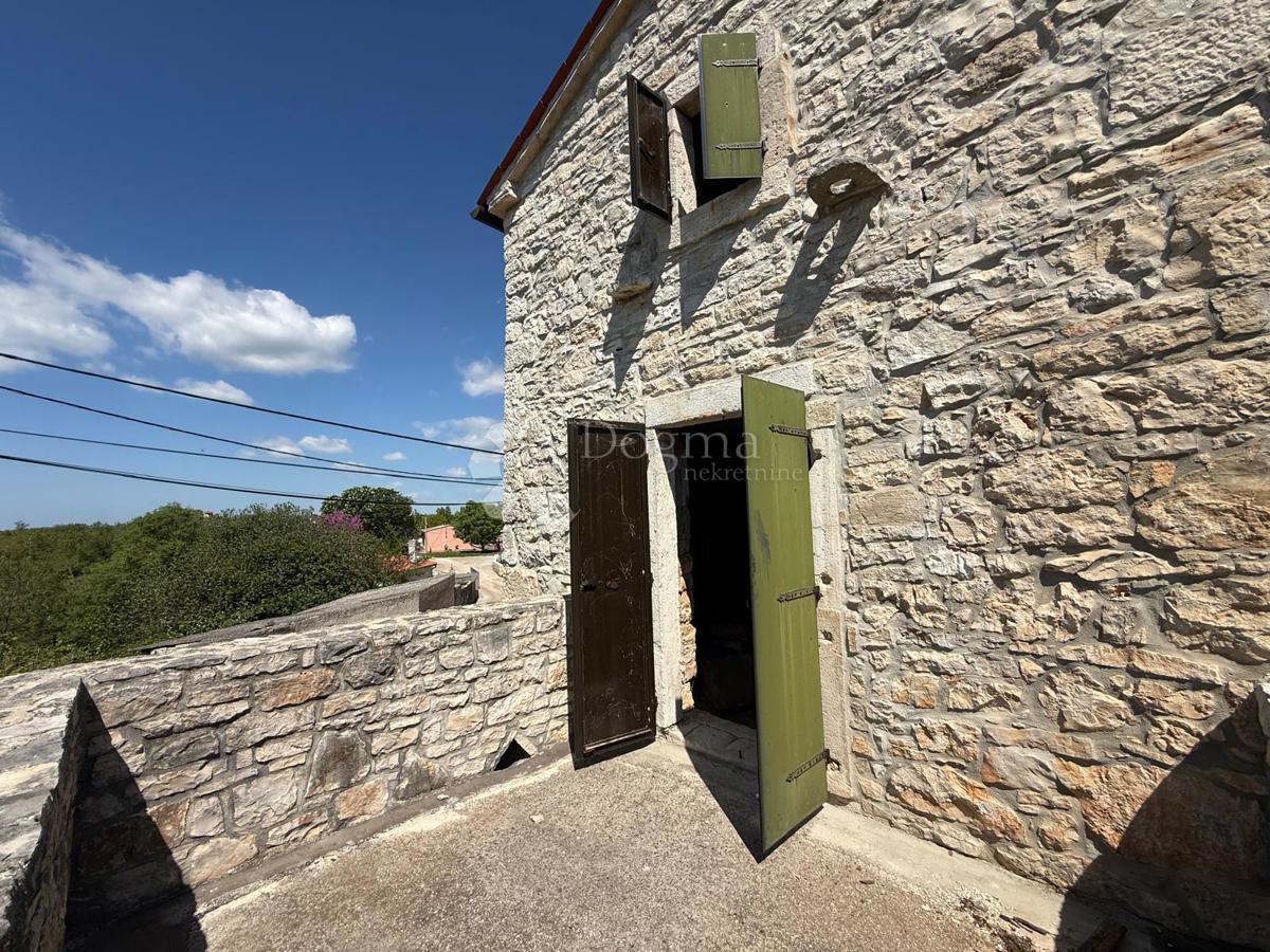 Hiša Orbanići, Marčana, 335m2