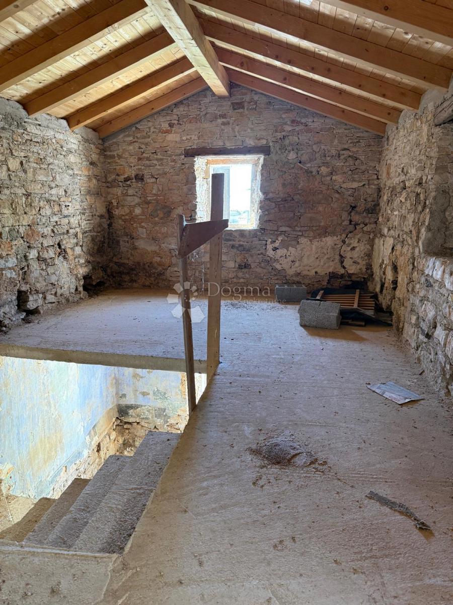 Hiša Orbanići, Marčana, 335m2