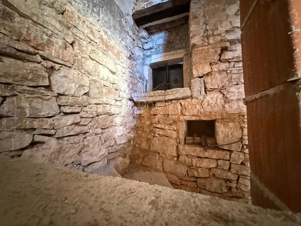 Hiša Orbanići, Marčana, 335m2