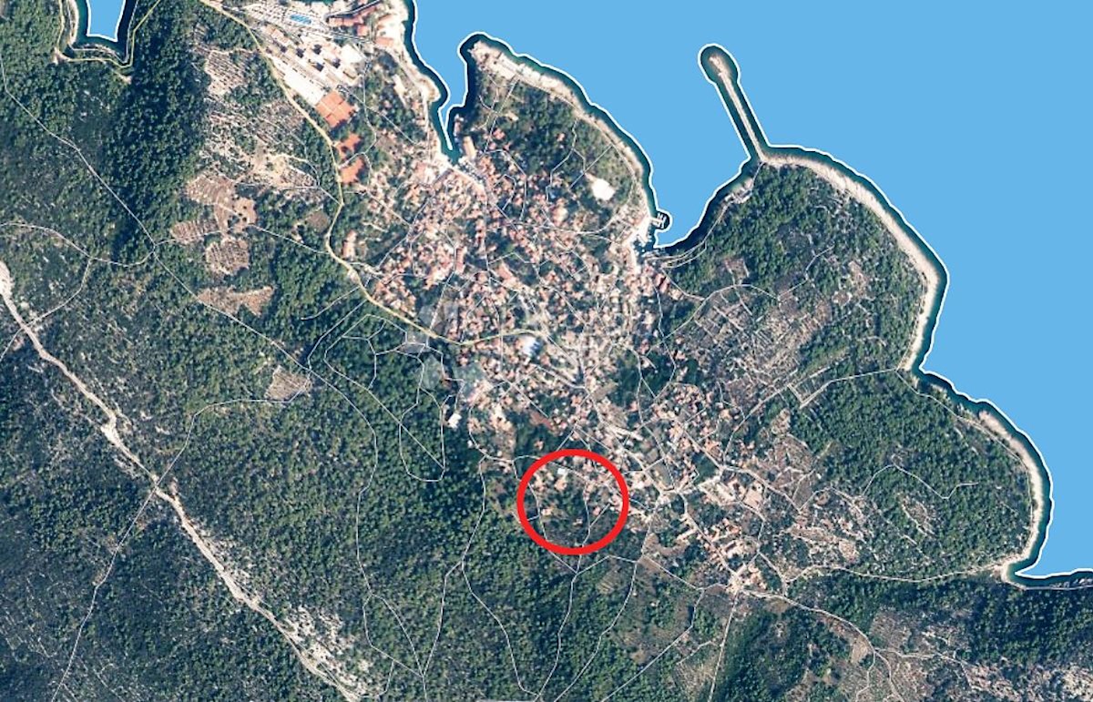 Zemljišče Mali Lošinj, 1.982m2