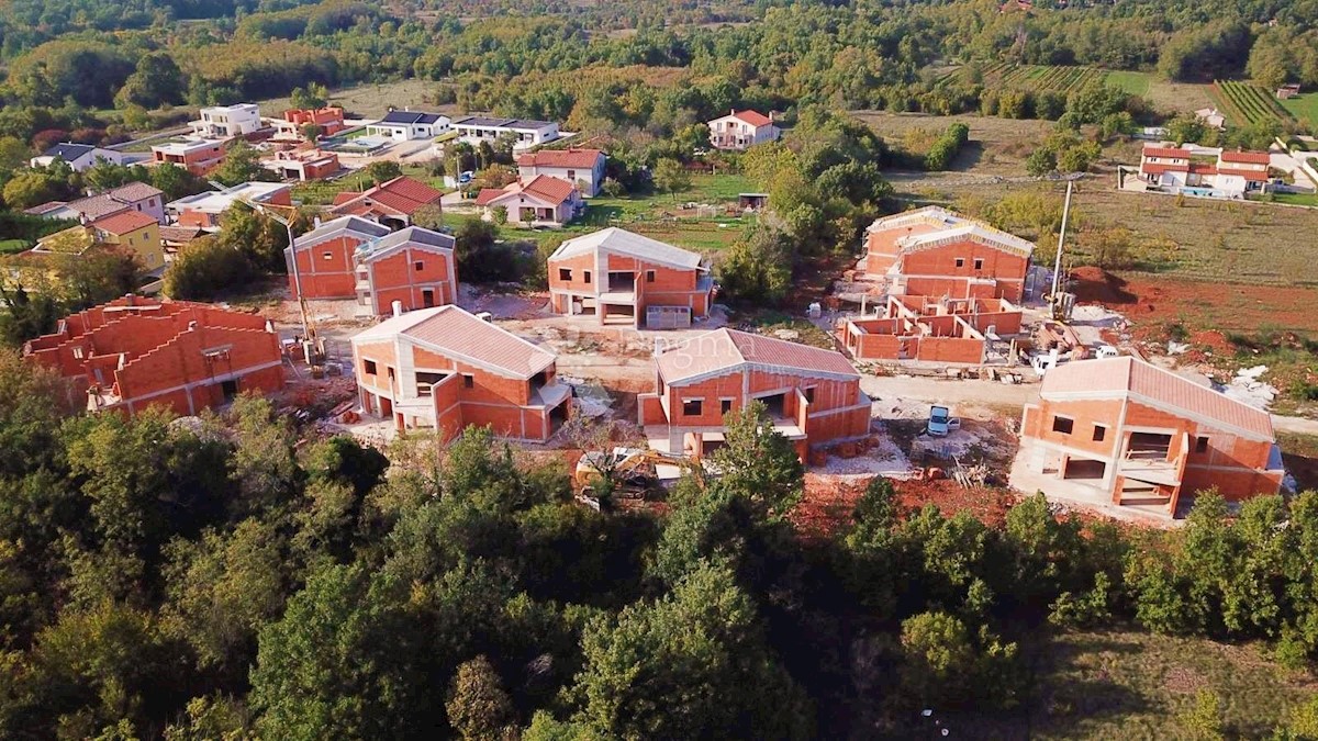 Hiša Labin, 360m2