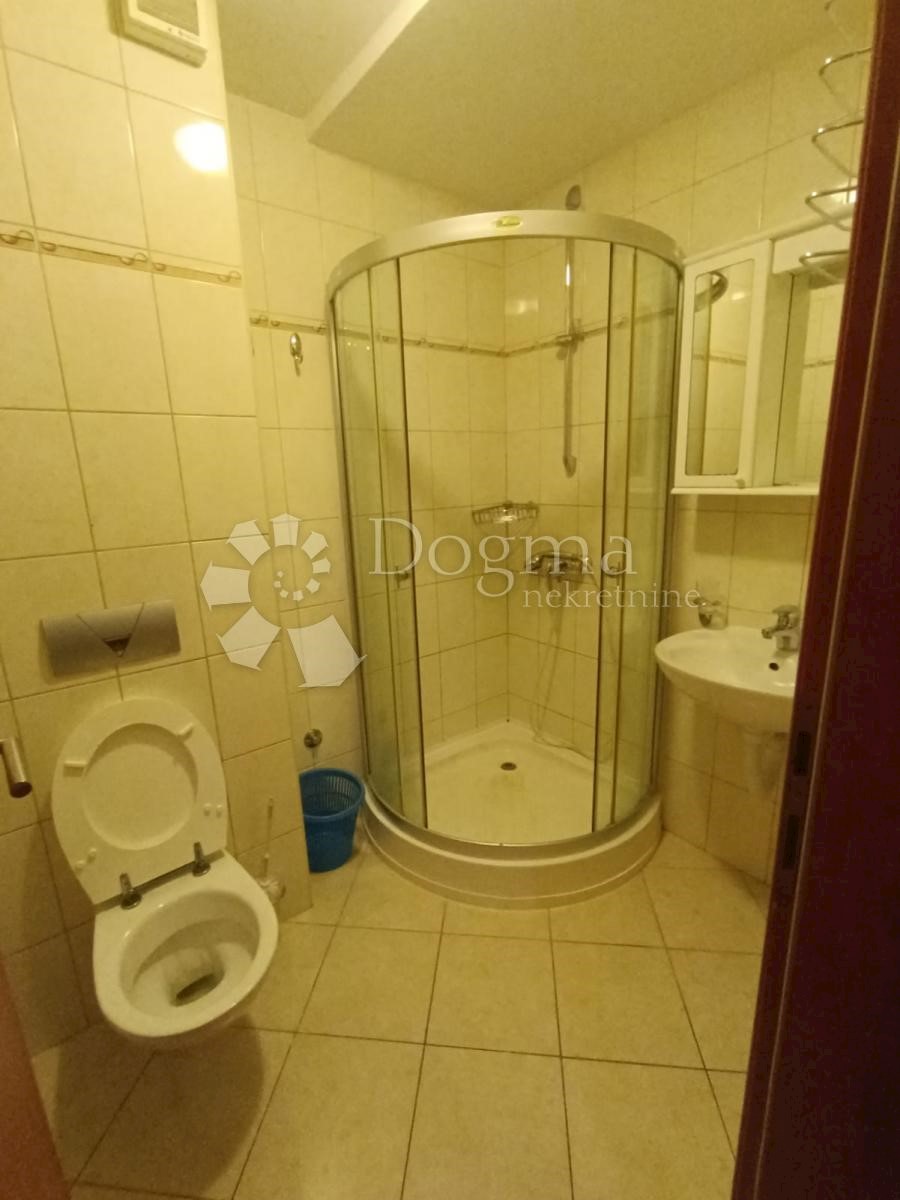 Hotel Zaostrog, Gradac, 675m2