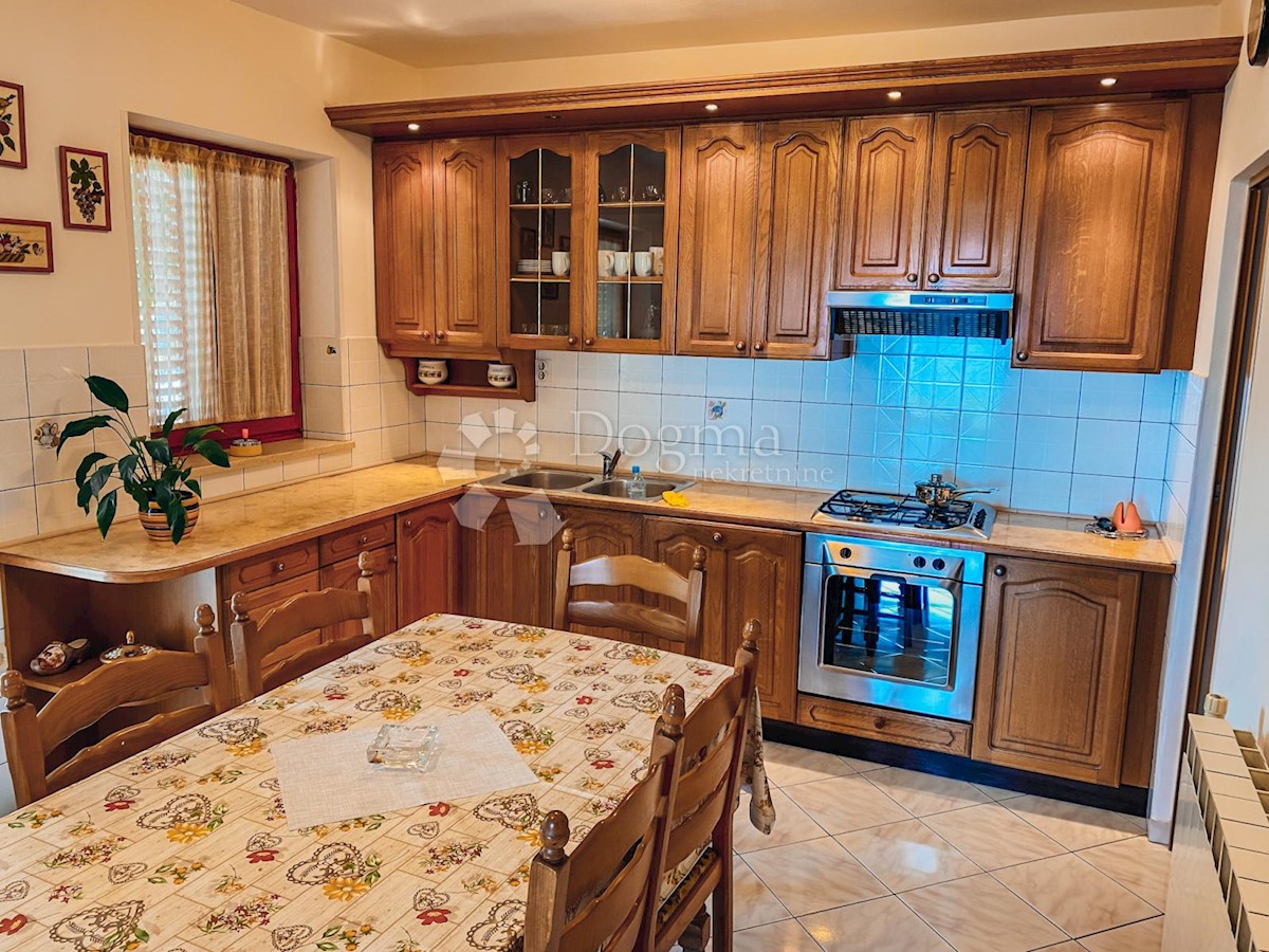Hiša Ičići, Opatija - Okolica, 146m2