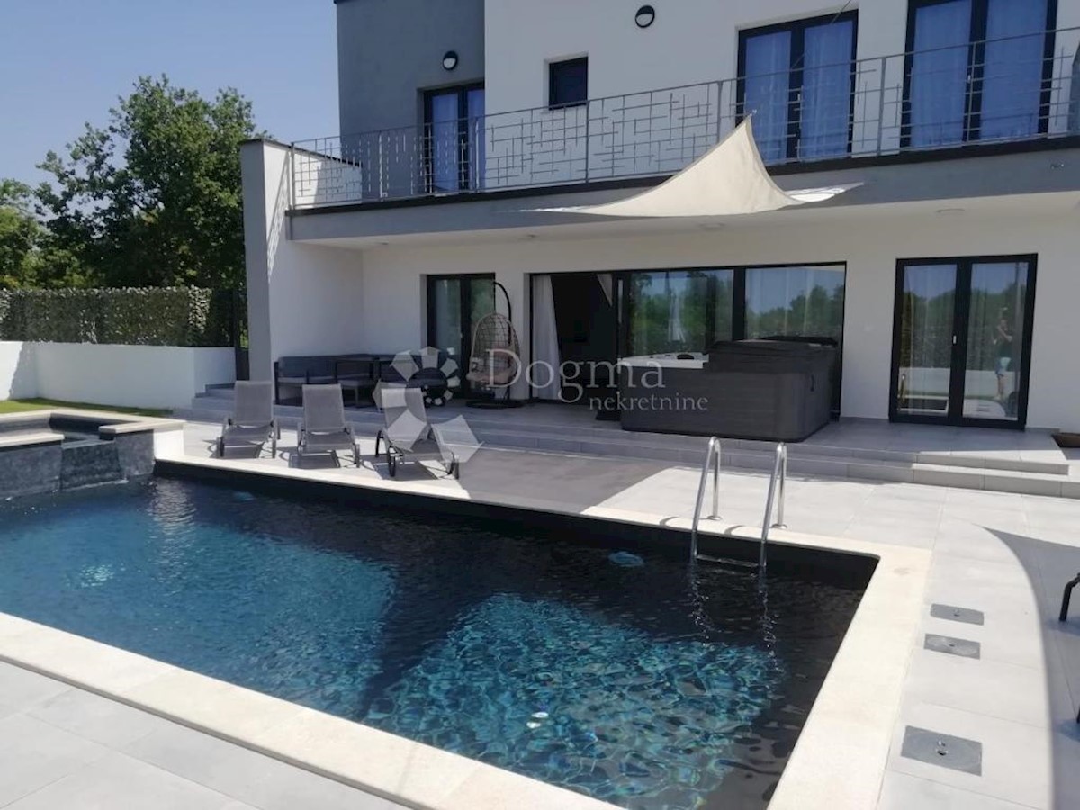 Hiša Antonci, Poreč, 160m2