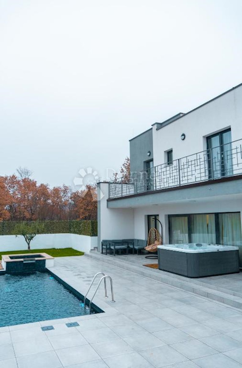 Hiša Antonci, Poreč, 160m2