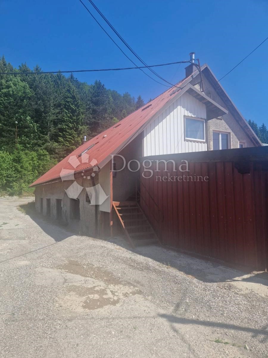 Poslovni prostor Delnice, 323m2