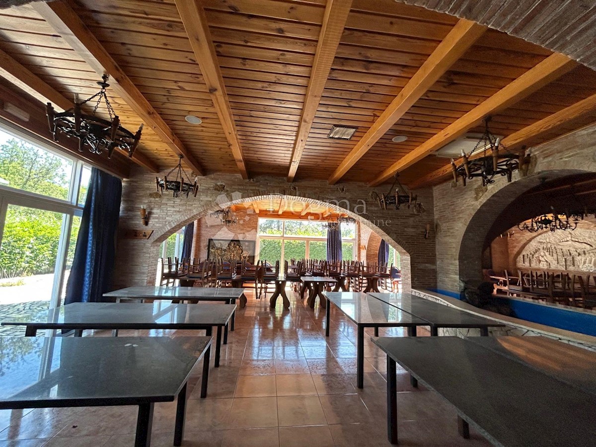 Poslovni prostor Permani, Matulji, 1.800m2