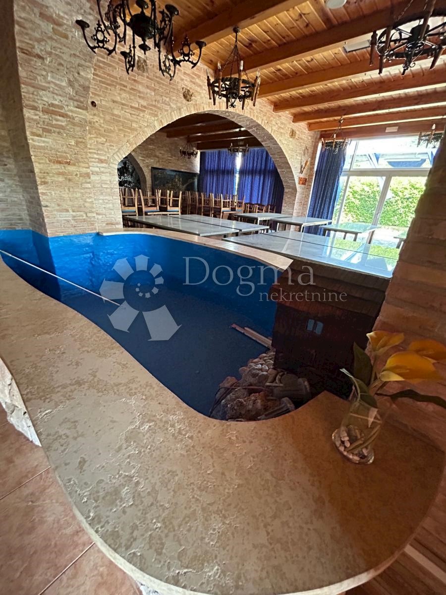 Poslovni prostor Permani, Matulji, 1.800m2