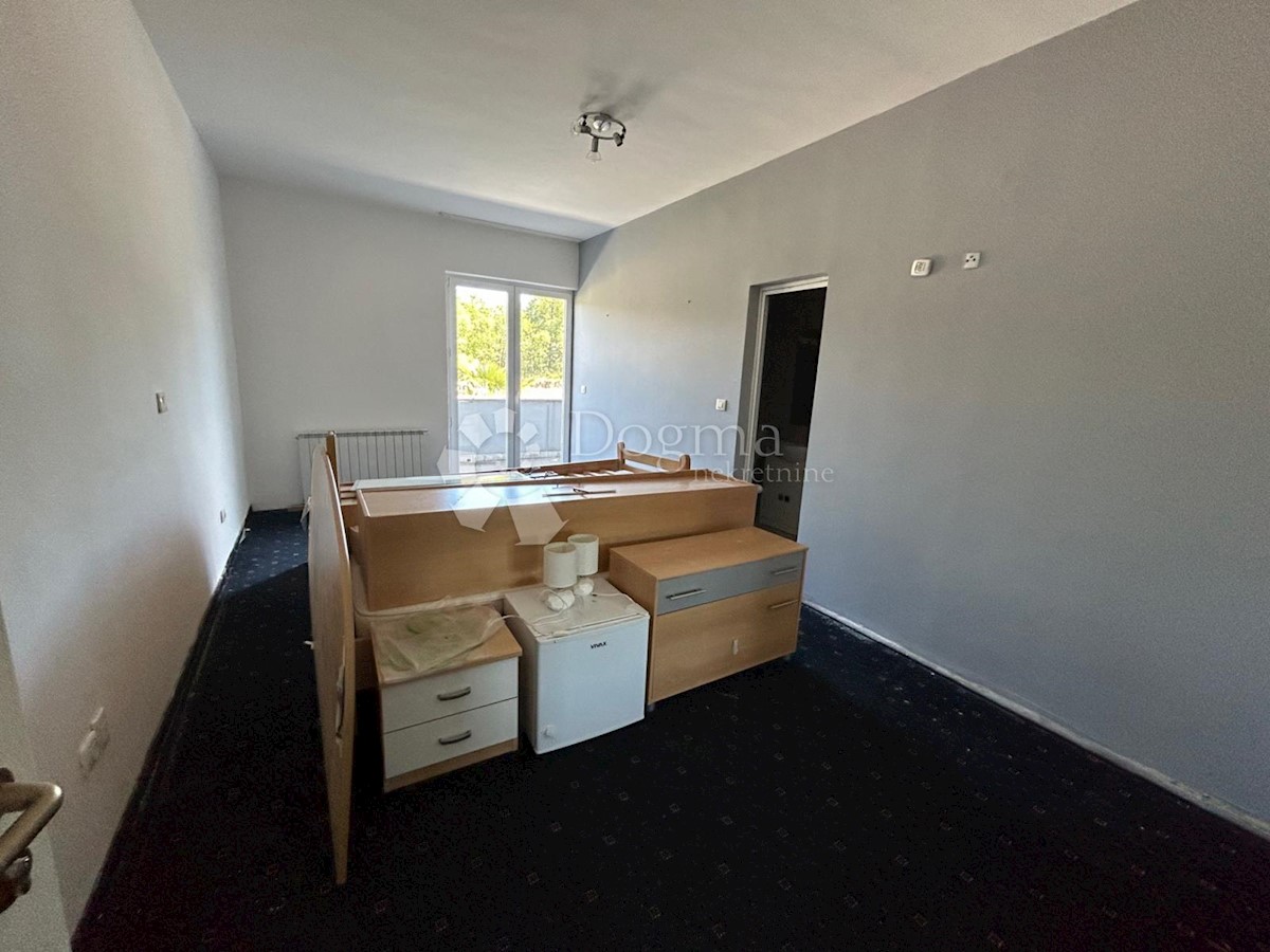 Poslovni prostor Permani, Matulji, 1.800m2