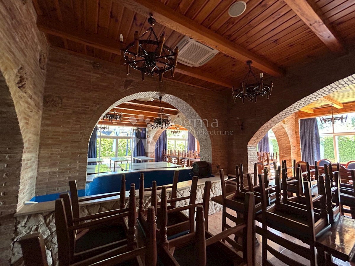 Poslovni prostor Permani, Matulji, 1.800m2