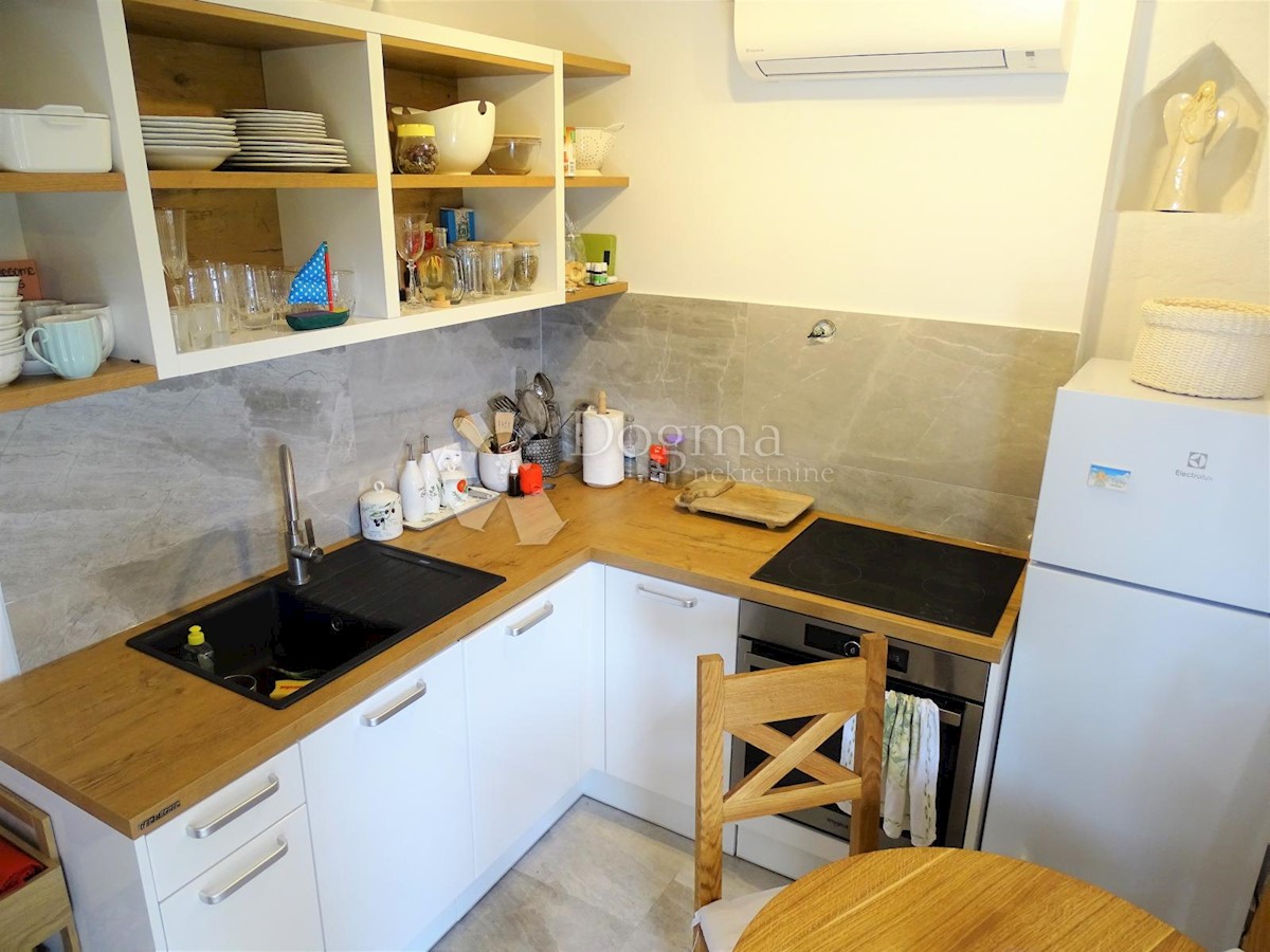 Hiša Omišalj, 54m2