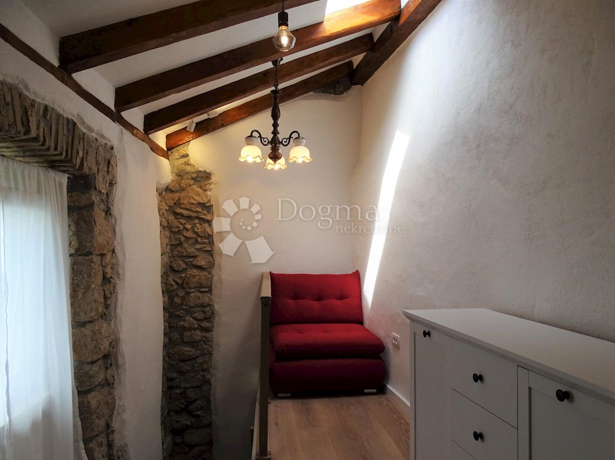 Hiša Omišalj, 54m2